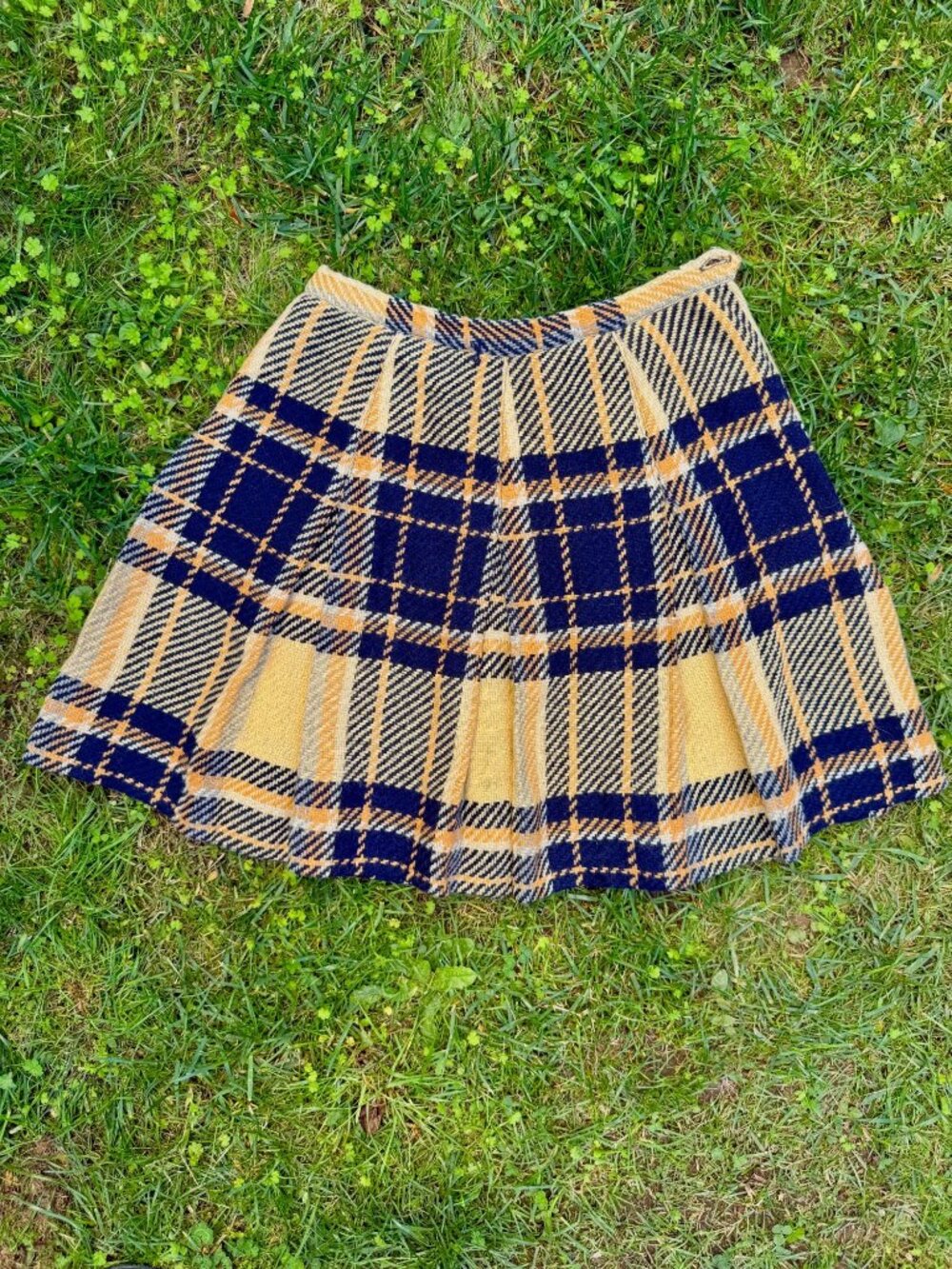Vintage 1960s Wool Plaid Pleated Skirt In Yellow And Blue In Small